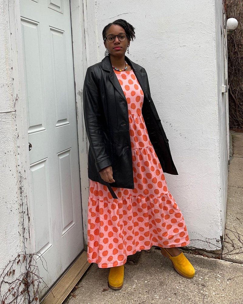 2023.02 Customer Appreciation Blog @iameverydayppl Two photos: group of volunteers with Mariposas Sin Fronteras, and volunteers doing yardwork